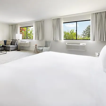 Hotel The Pell, Part Of Jdv By Hyatt Middletown Esterno foto